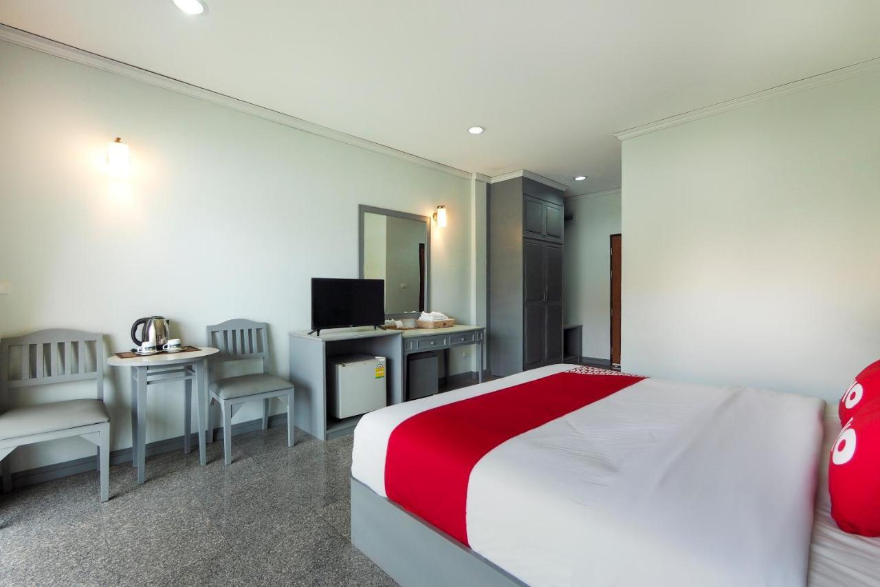 Oyo 859 Golden Land Hotel Chiang Rai Eksteriør bilde